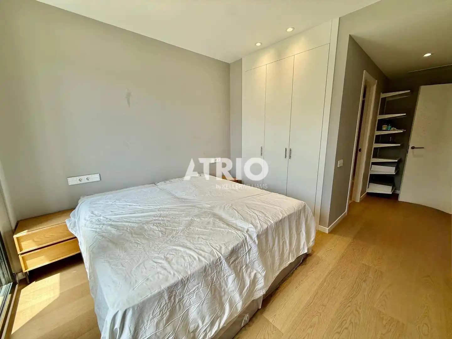 Habitación de Piso de alquiler en  Palma de Mallorca con Aire acondicionado, Jardín privado y Trastero