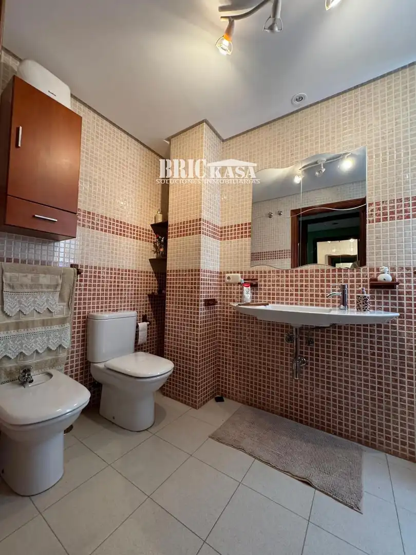 Baño de Piso en venta en Cáceres con Aire acondicionado, Calefacción y Terraza