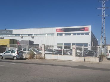 Nave industrial en venta en Calle DERBI