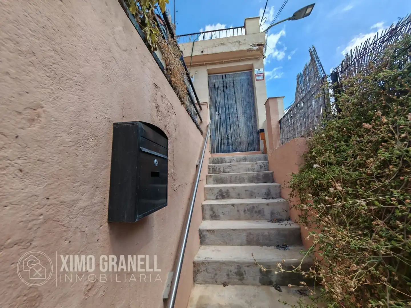Vista exterior de Casa o xalet en venda en La Vall d'Uixó amb Terrassa