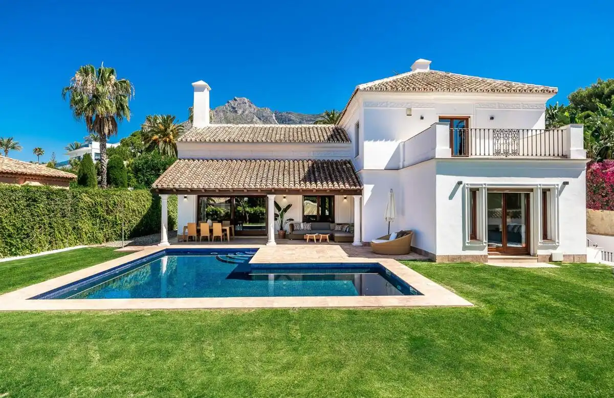 Exterior view of Houses for rent in Marbella  with Air Conditioner, Private garden and Terrace