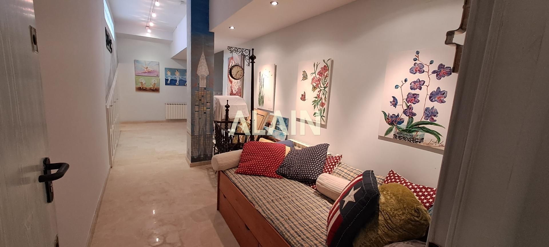 Flat for sale in  Valencia Capital  with Air Conditioner, Parquet flooring and Terrace