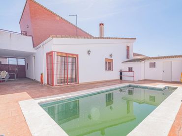 Villa avec piscine à vendre à Calle de Dalí