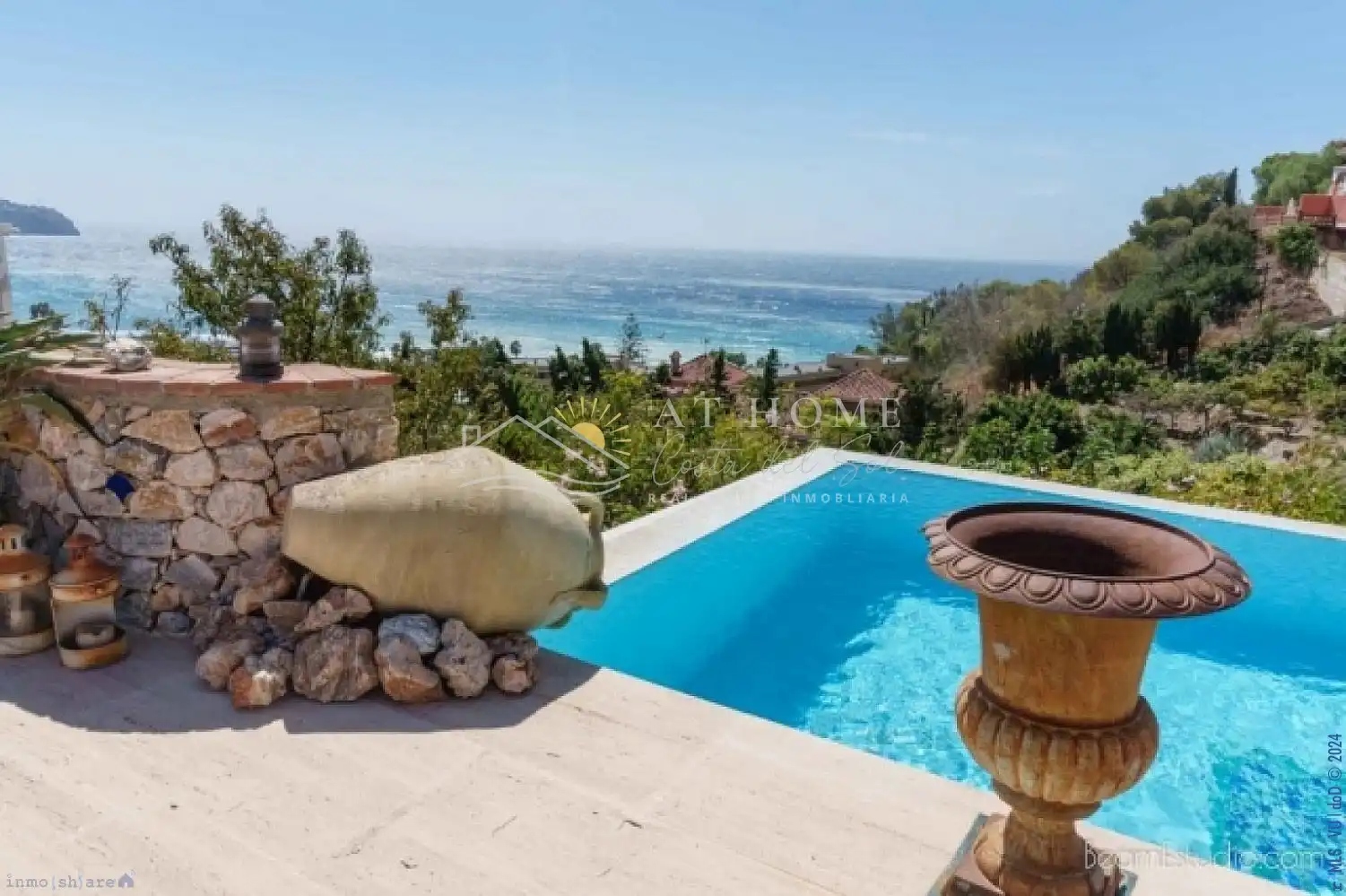 Chalet con piscina en venta en La Herradura, imagen 2