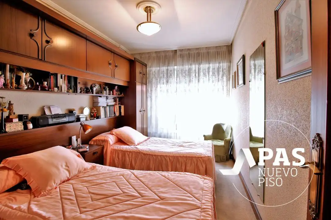 Habitación de Piso en venta en Santander con Balcón