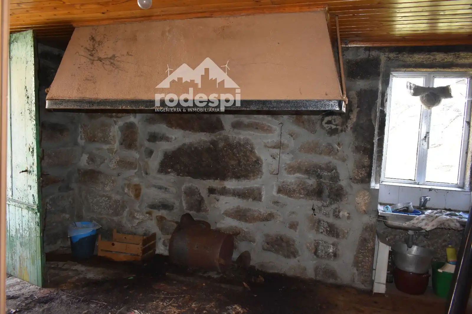 Cuina de Casa o xalet en venda en A Cañiza   amb Traster