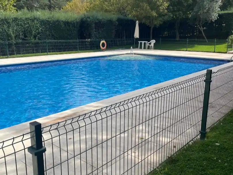 Appartamento con piscina in affitto a Ramón Gómez de la Serna 87