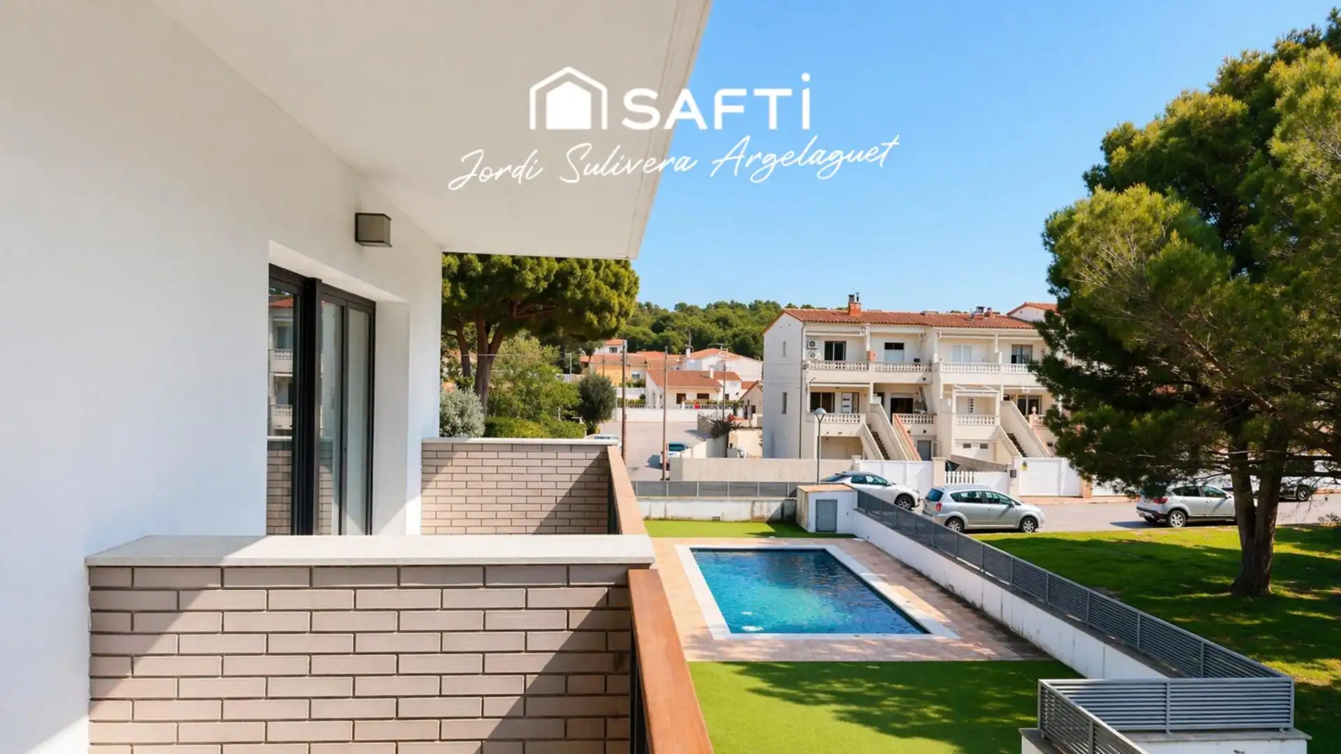 Vista exterior de Casa adosada en venta en L'Escala con Aire acondicionado, Terraza y Balcón