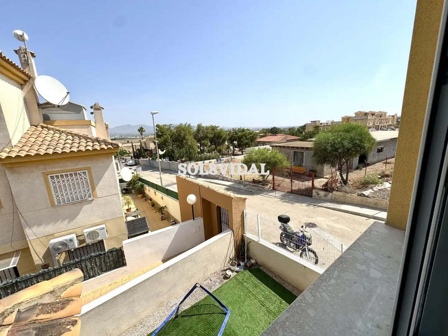 Bungalow with pool for sale in Calle de Cádiz, imagen 3