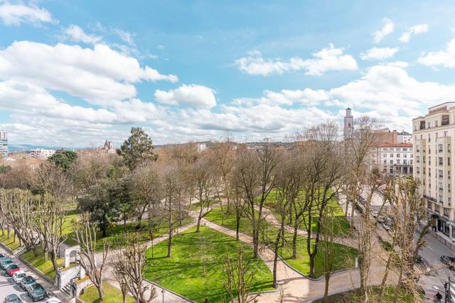 Piso en Venta en Calle ASTURIAS, 2 en Parque San Francisco - Uría