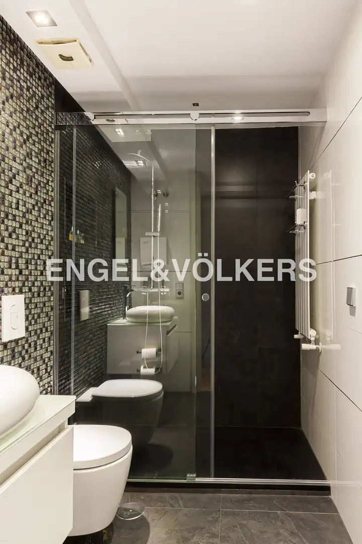 Baño de Piso de alquiler en Madrid con Aire acondicionado, Calefacción y Parquet