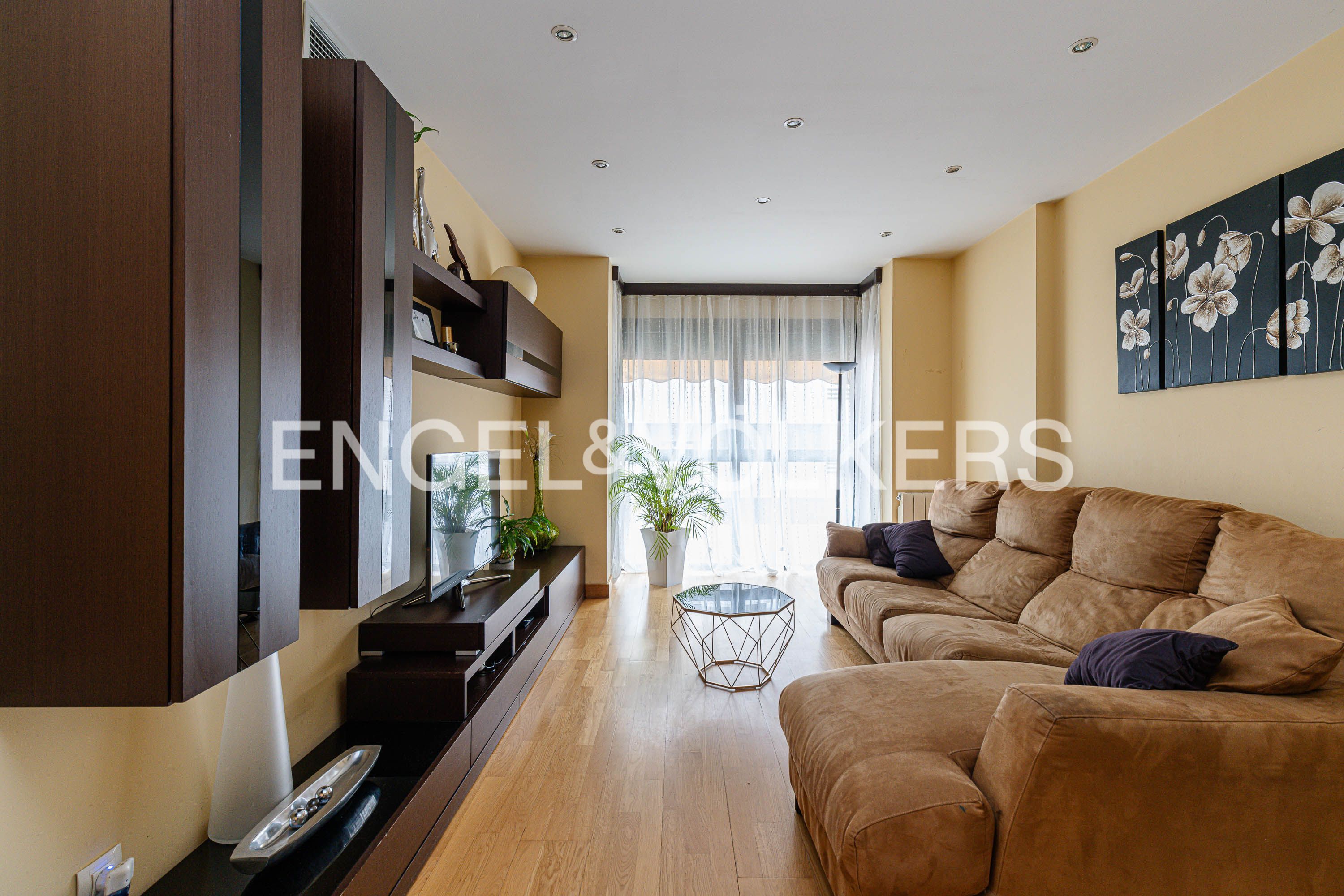 Sala de estar de Piso en venta en  Madrid Capital con Aire acondicionado, Calefacción y Trastero