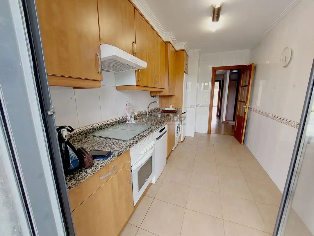 Kitchen of Flat for rent in Oviedo   with Heating, Storage room and Oven