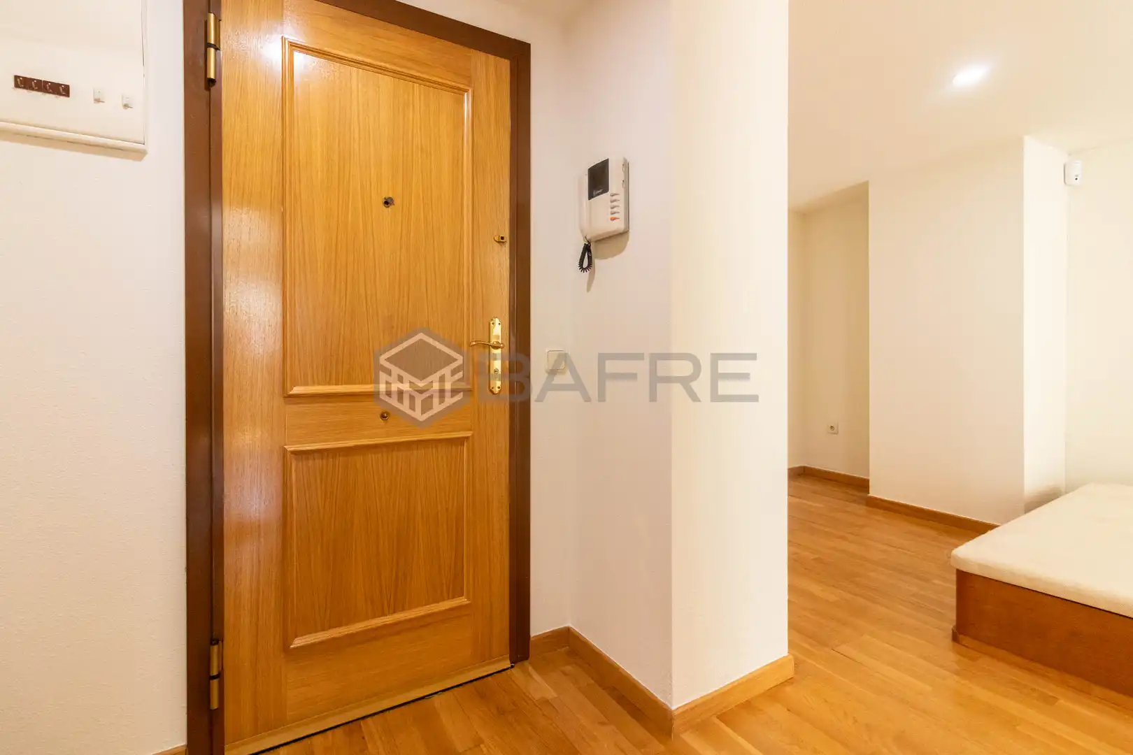 Flat for rent in Madrid  with Air Conditioner and Parquet flooring