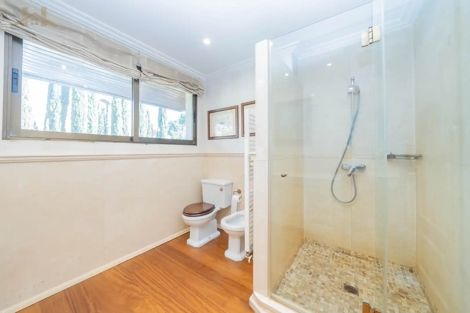 Bathroom of Houses for sale in Majadahonda  with Air Conditioner, Heating and Private garden
