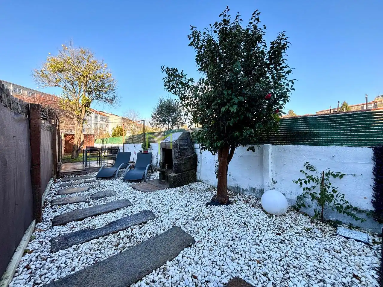 Terraza de Casa o chalet en venta en Santiago de Compostela  con Calefacción, Jardín privado y Amueblado