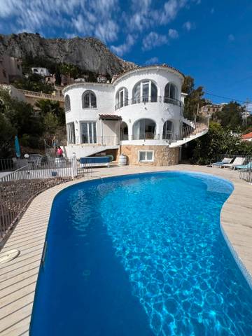 Casa-chalet en Venta en Partida Maryvilla en Maryvilla