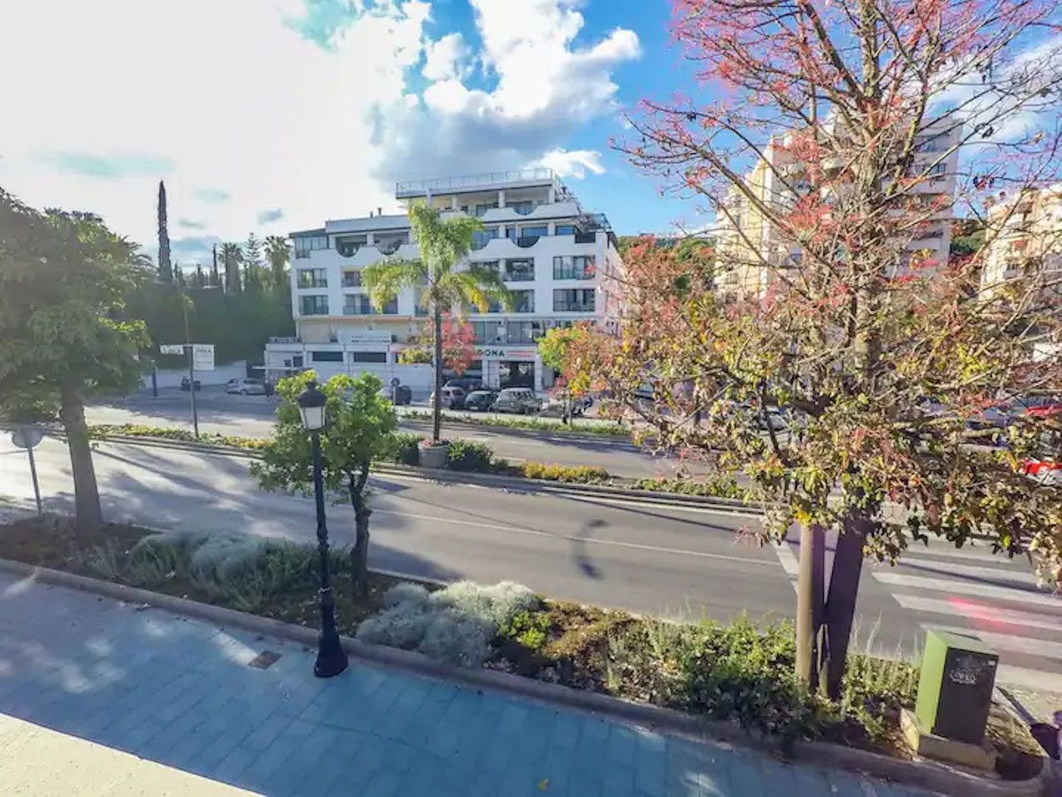 Exterior view of Apartment to rent in Marbella  with Terrace and Furnished