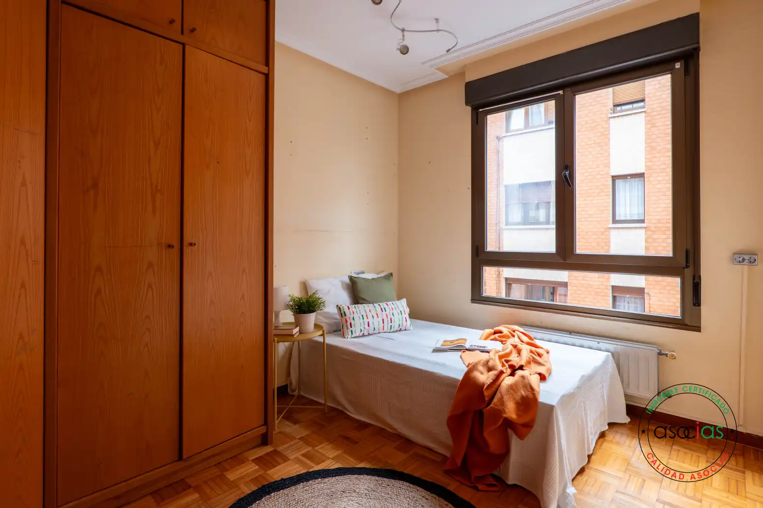 Schlafzimmer von Wohnung zum Verkauf in Gijón  mit Heizung, Parkett und Abstellraum