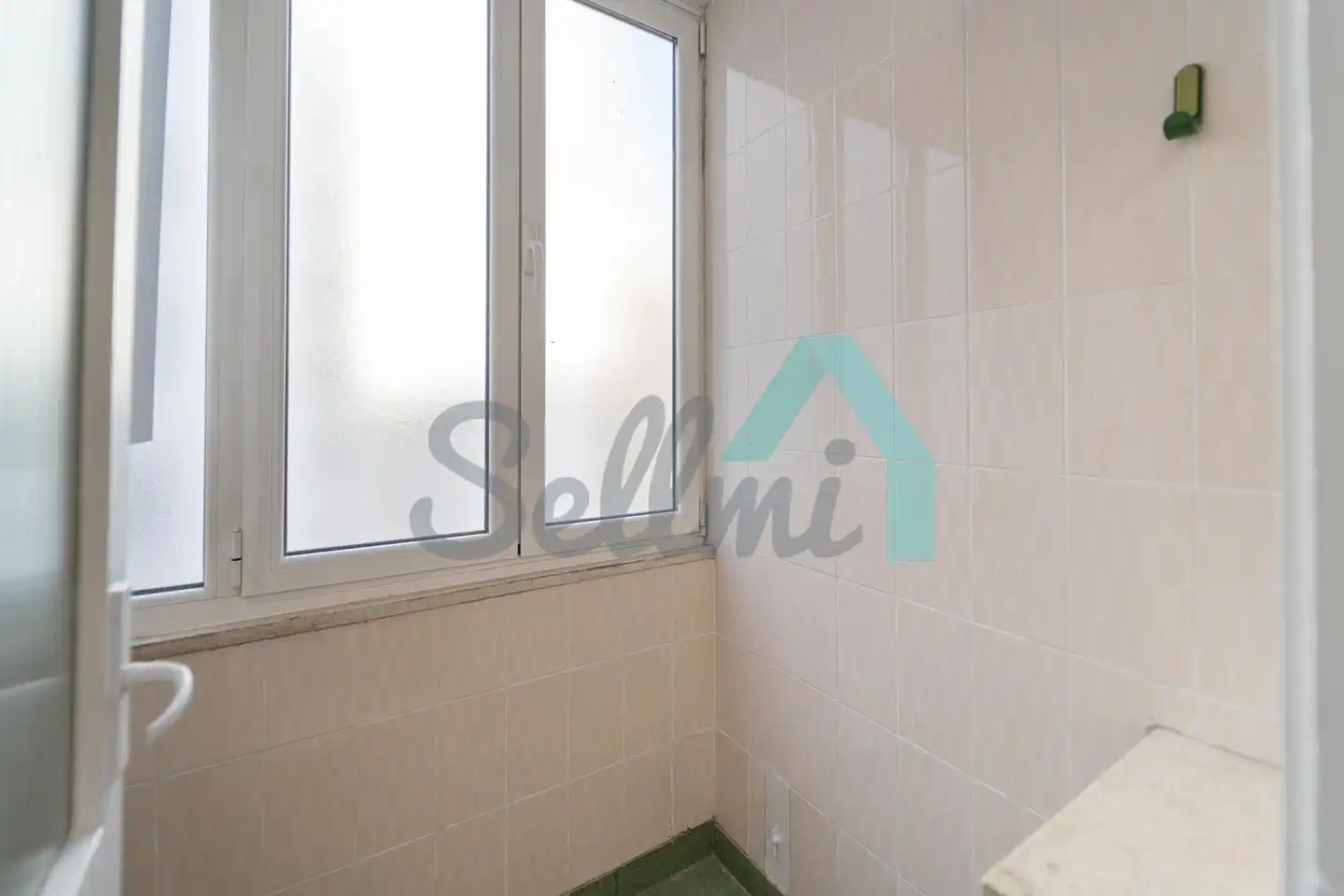 Kitchen of Flat for sale in Oviedo   with Heating, Parquet flooring and Storage room