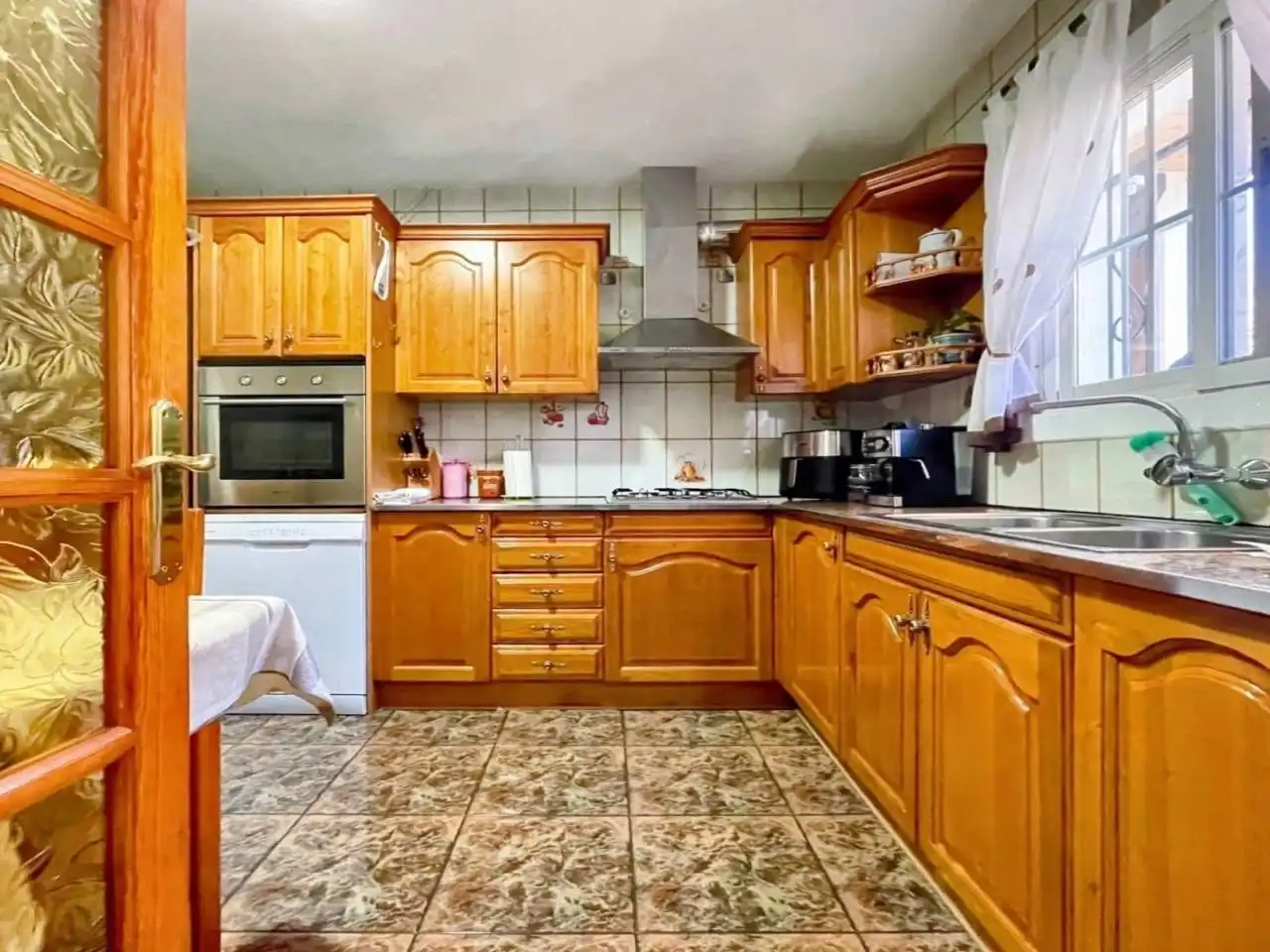 Cuina de Casa adosada en venda en Serraparera
