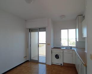 Kitchen of Apartment for sale in Torrevieja  with Balcony