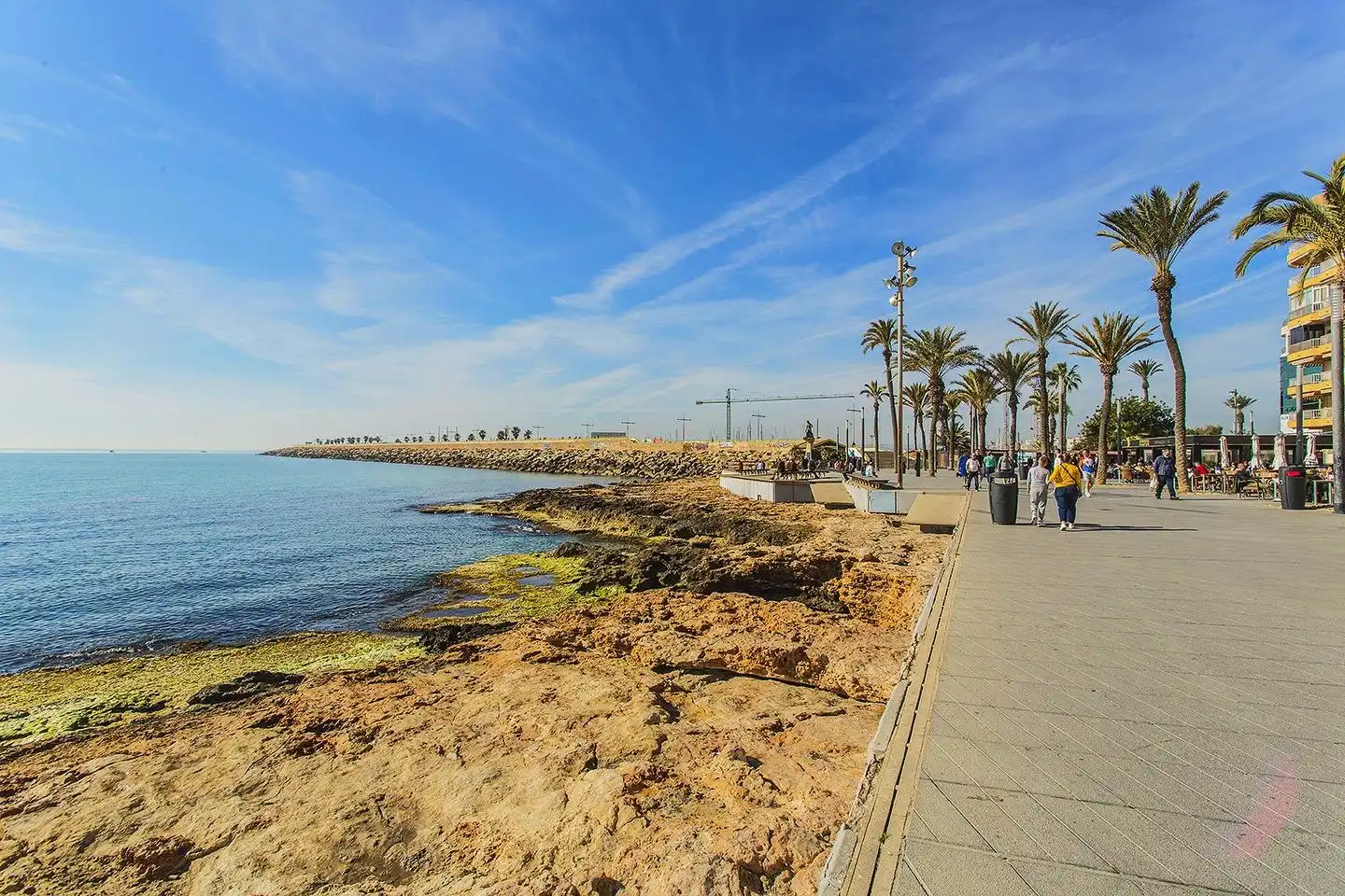 Vista exterior de Apartamento en venta en Torrevieja con Aire acondicionado, Terraza y Amueblado