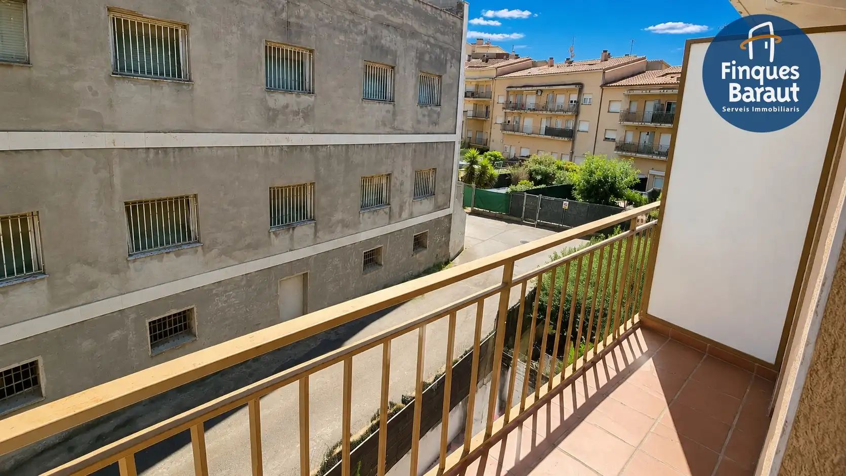 Terraza de Piso en venta en Figueres con Calefacción, Terraza y Amueblado