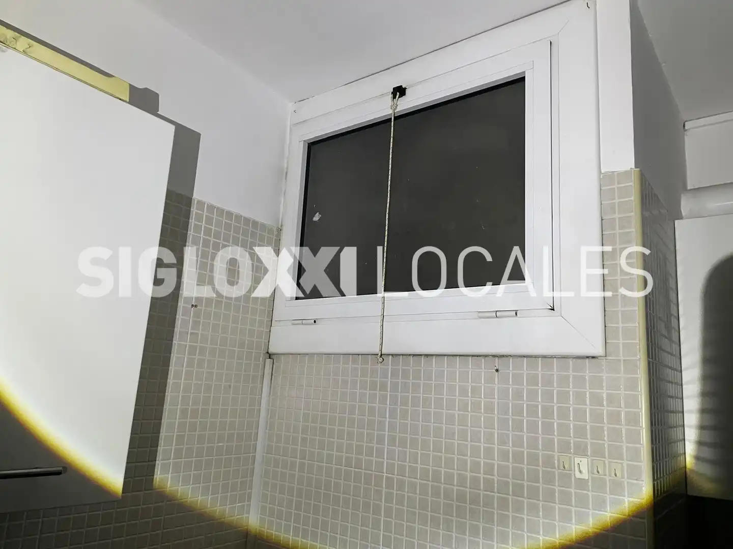Kitchen of Commercial properties for sale in Barcelona