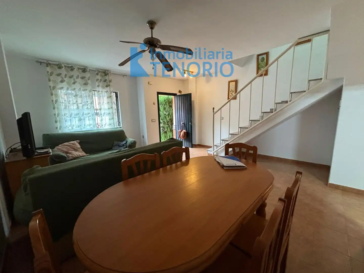 Vista exterior de Casa adosada en venta en Islantilla con Terraza y Piscina comunitaria