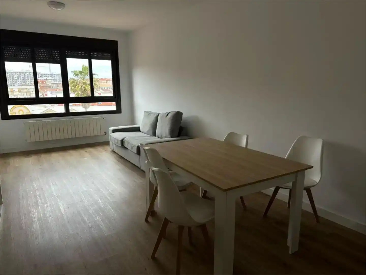 Wohnzimmer von Wohnung zur Miete in Tarancón mit Möbliert