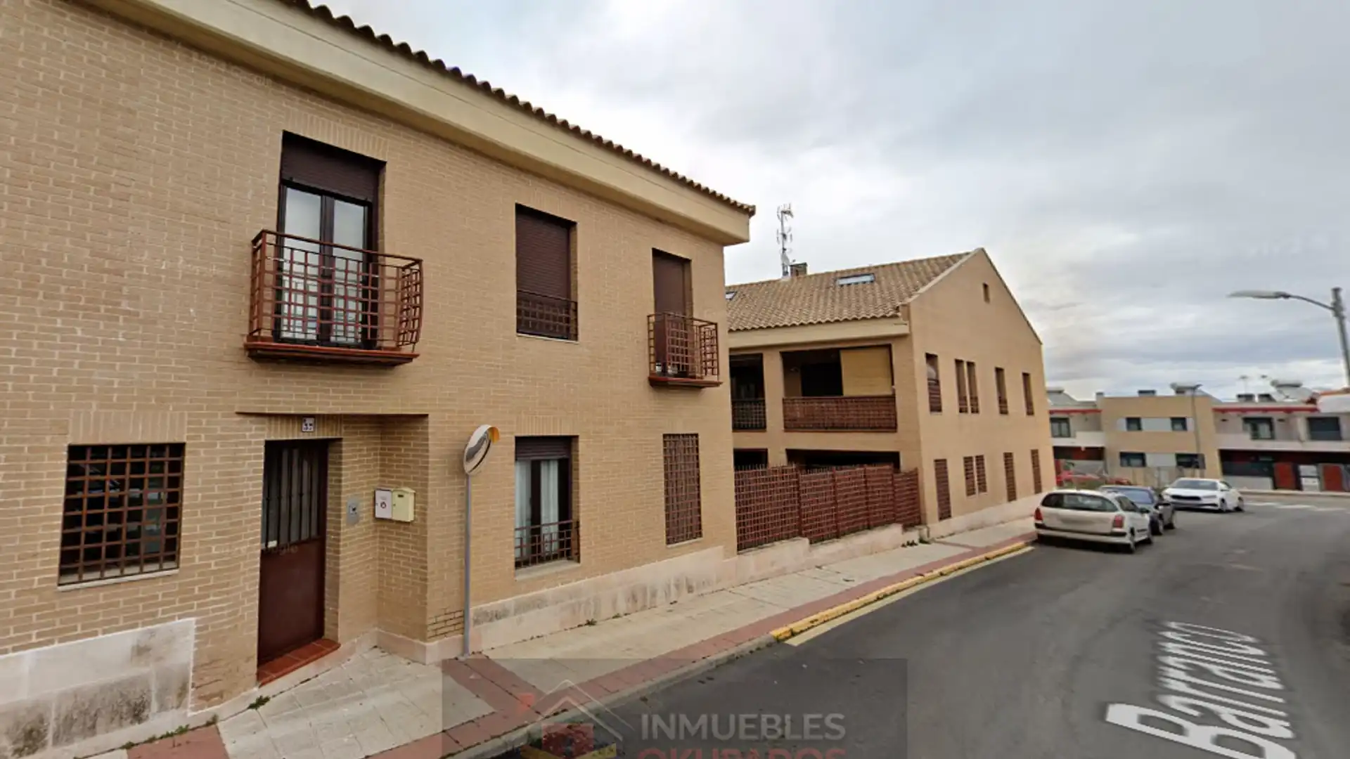 Vista exterior de Piso en venta en Olías del Rey con Trastero