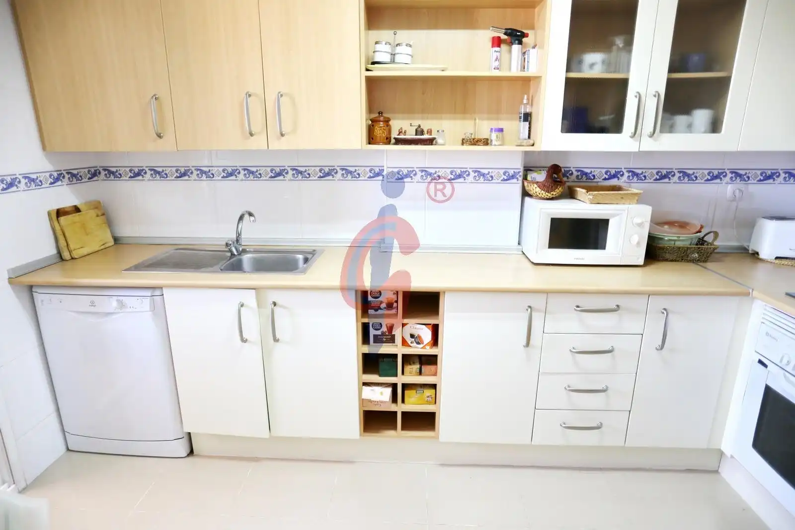 Cocina de Apartamento en venta en Guardamar del Segura con Jardín privado, Terraza y Trastero