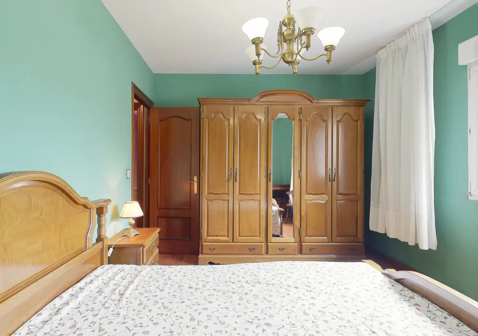 Habitación de Piso en venta en Gijón  con Calefacción