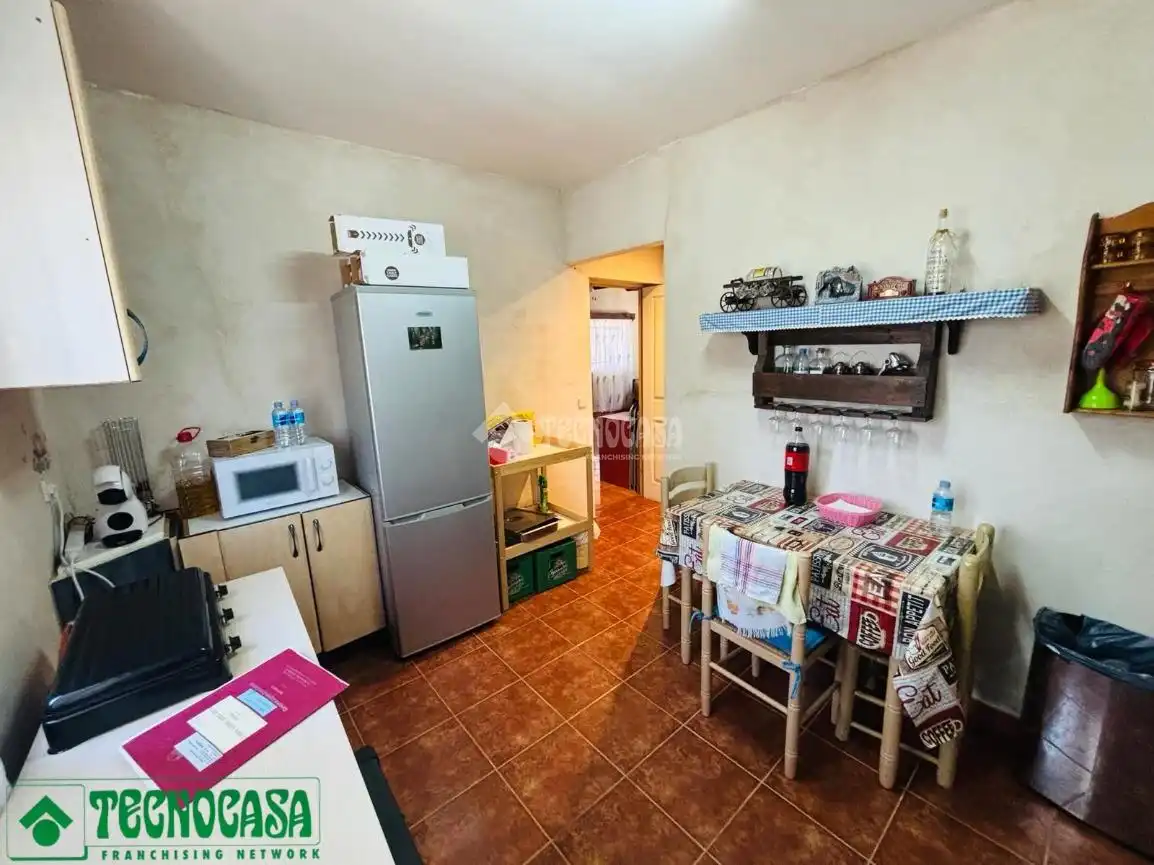 Kitchen of Land for sale in Mascaraque
