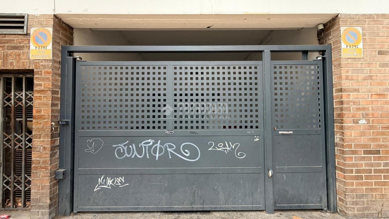 Exterior view of Garage for sale in  Zaragoza Capital