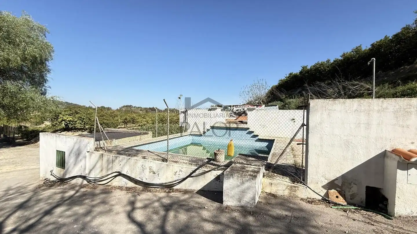 Vista exterior de Finca rústica en venta en La Llosa de Ranes con Terraza, Trastero y Piscina