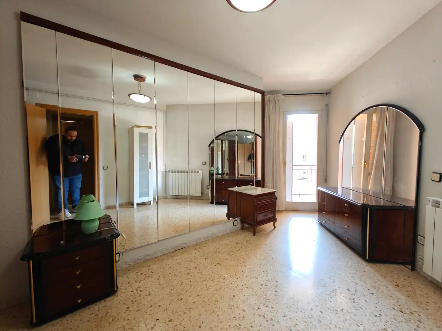 Habitación de Piso en venta en Sant Boi de Llobregat con Calefacción, Amueblado y Horno