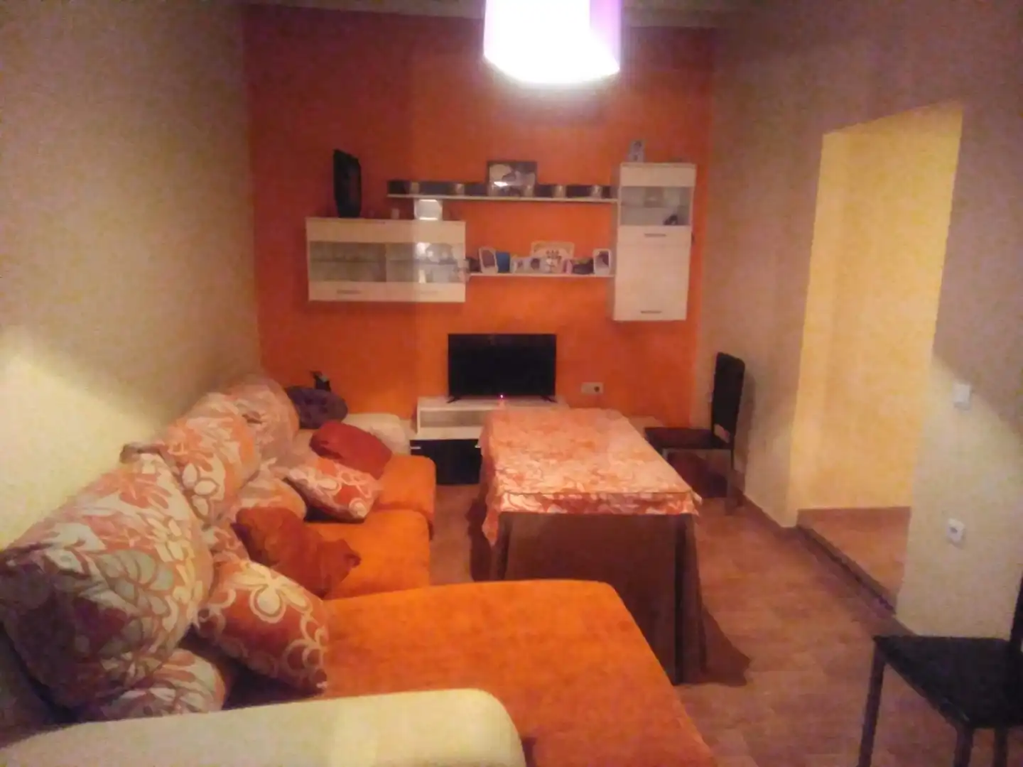 Sala de estar de Casa o chalet en venta en Santa Cruz de Marchena con Amueblado