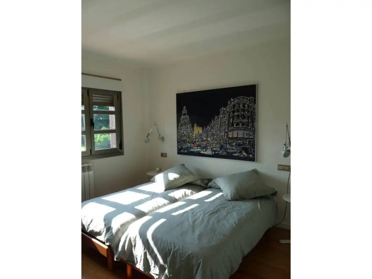 Dormitori de Casa o xalet en venda en Oviedo  amb Calefacció, Terrassa i Alarma