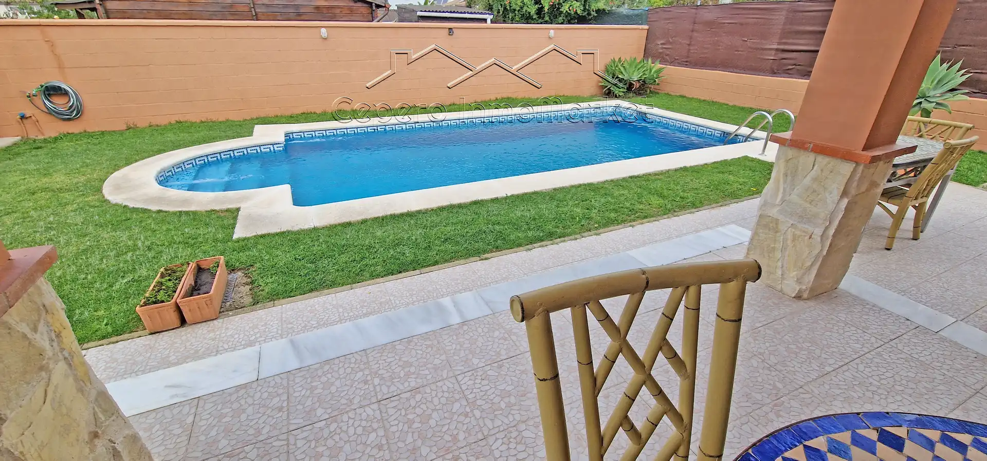 Piscina de Casa o xalet en venda en El Puerto de Santa María amb Aire condicionat, Jardí privat i Piscina