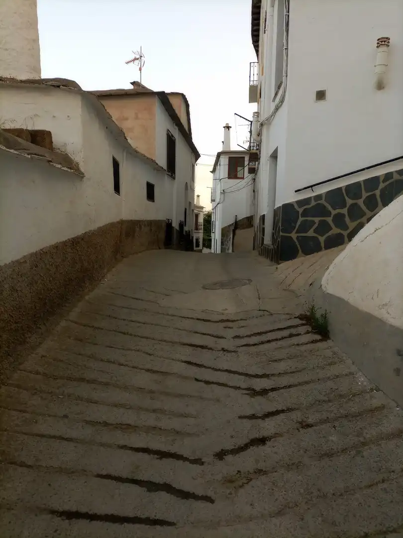 Vista exterior de Casa o xalet en venda en Bérchules amb Terrassa, Moblat i Balcó