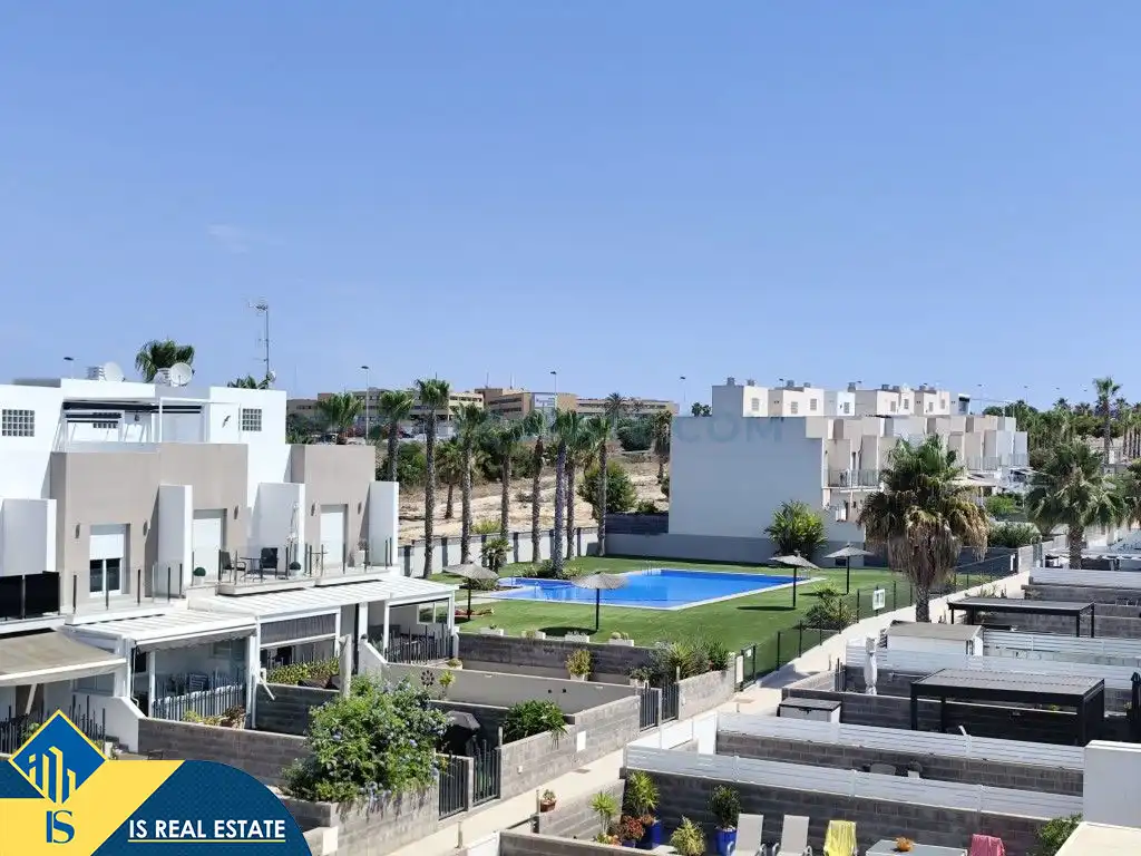 Reihenhaus mit Pool zum Verkauf in Nueva Torrevieja - Aguas Nuevas, imagen 44