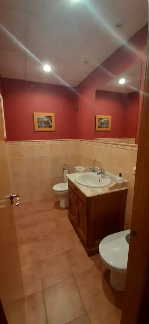 Baño de Oficina de alquiler en Avilés con Calefacción