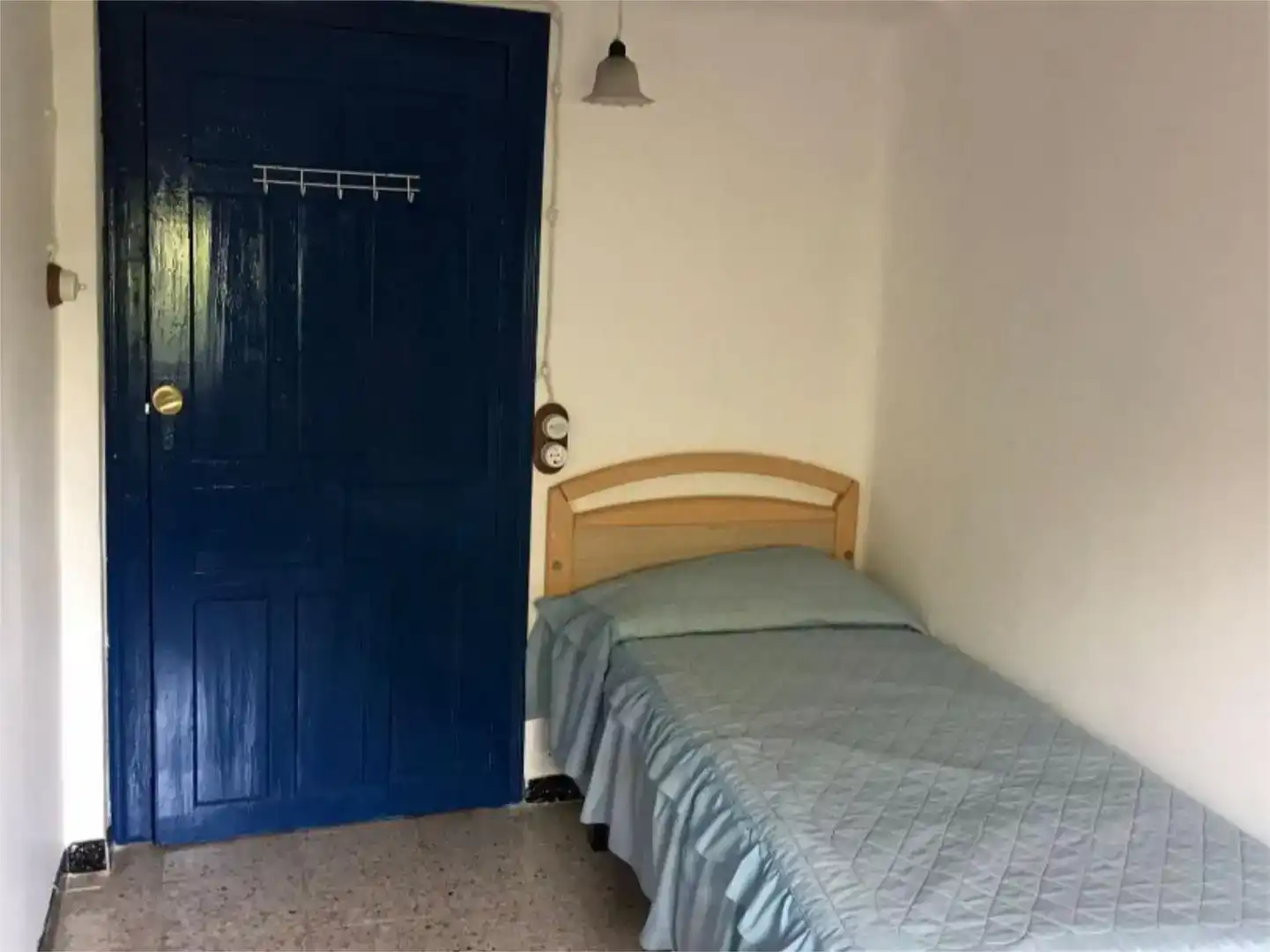 Dormitori de Casa adosada en venda en Fuentepinilla amb Moblat i Balcó