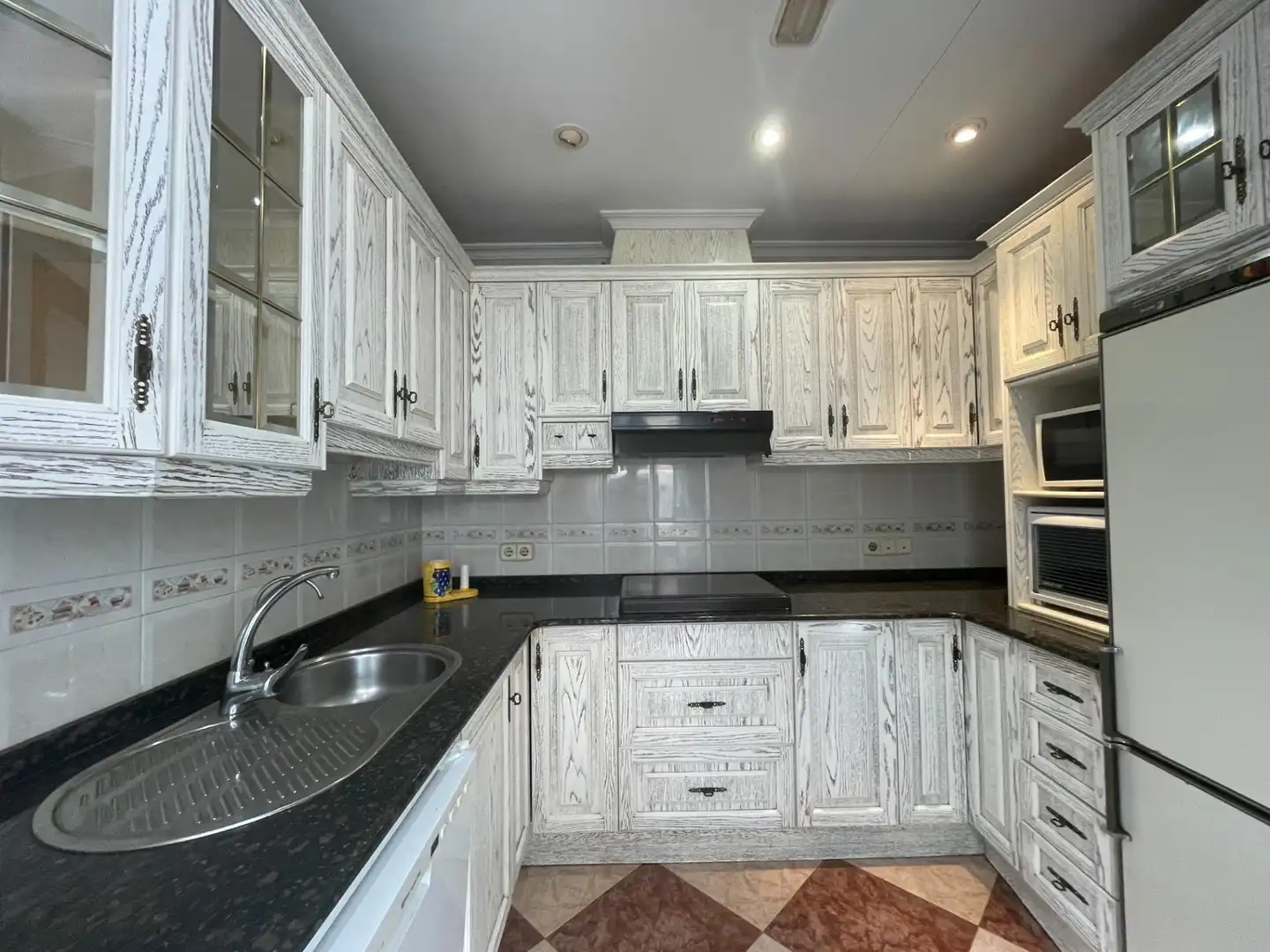 Cocina de Casa o chalet en venta en San Miguel de Salinas con Aire acondicionado, Terraza y Amueblado
