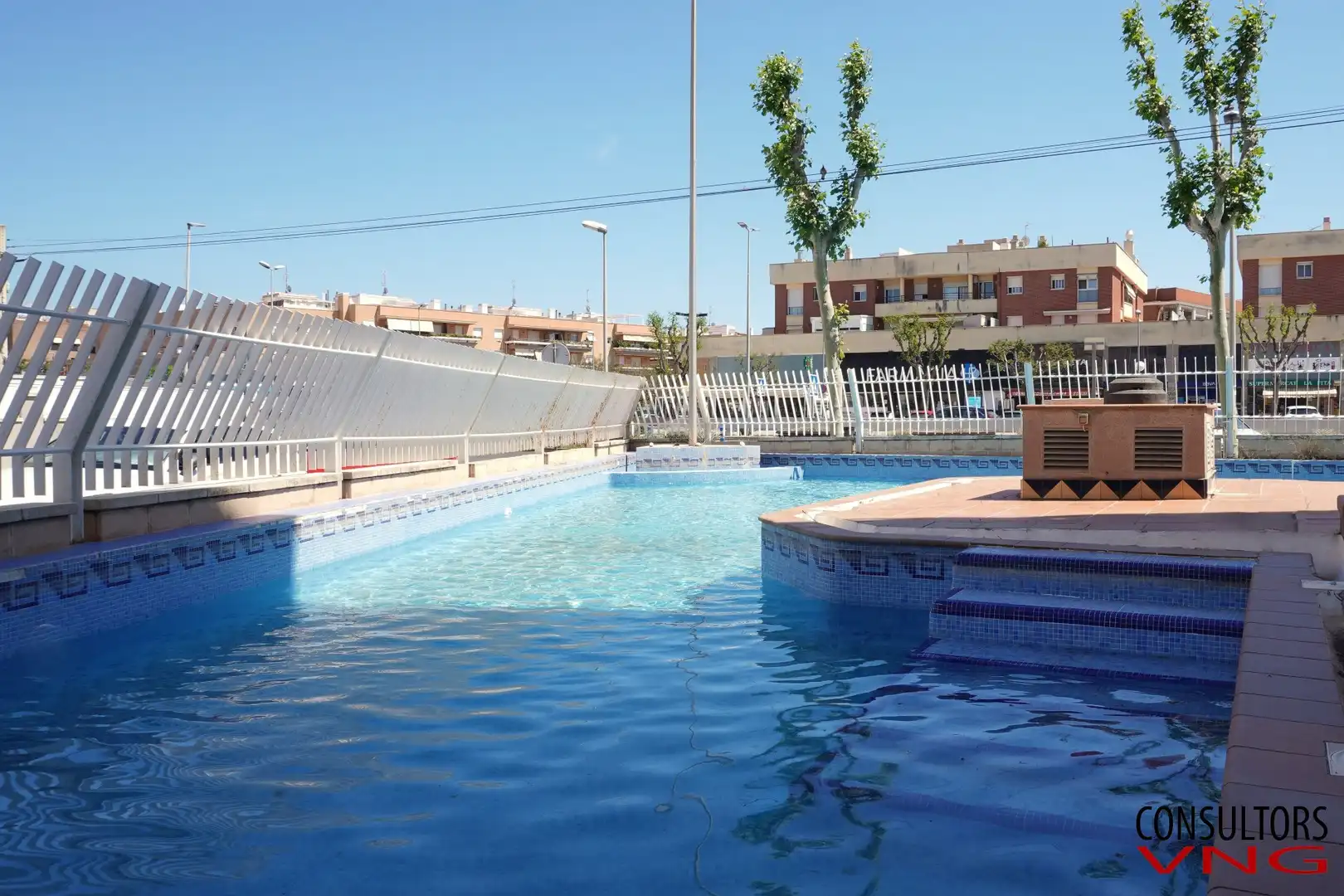 Schwimmbecken von Geschaftsraum zum Verkauf in Cunit