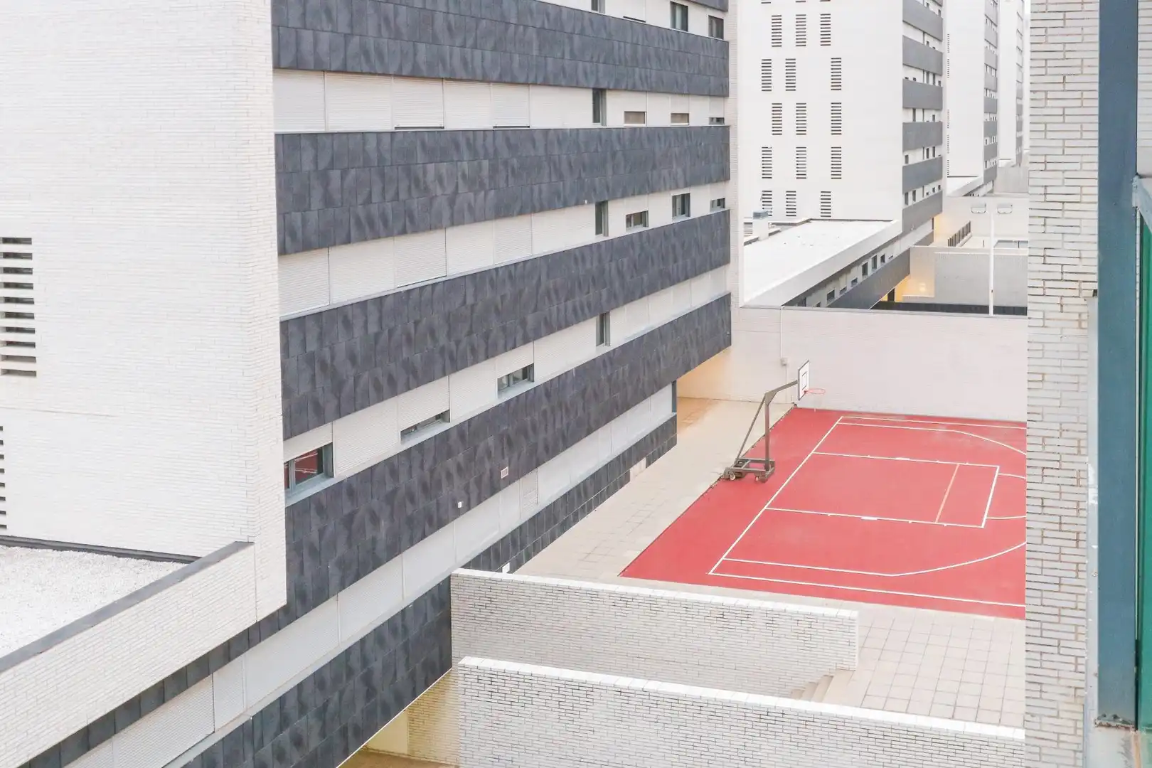 Vista exterior de Piso en venta en Viladecans con Aire acondicionado, Parquet y Trastero