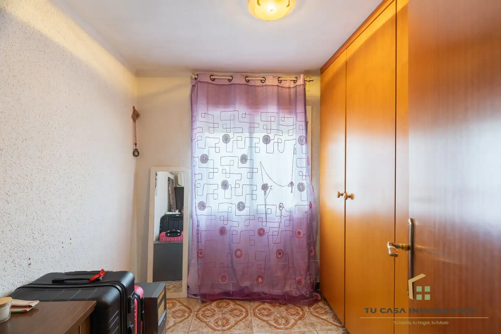 Schlafzimmer von Wohnung zum Verkauf in Badalona mit Klimaanlage