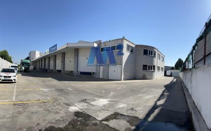 Exterior view of Industrial buildings for sale in Coslada